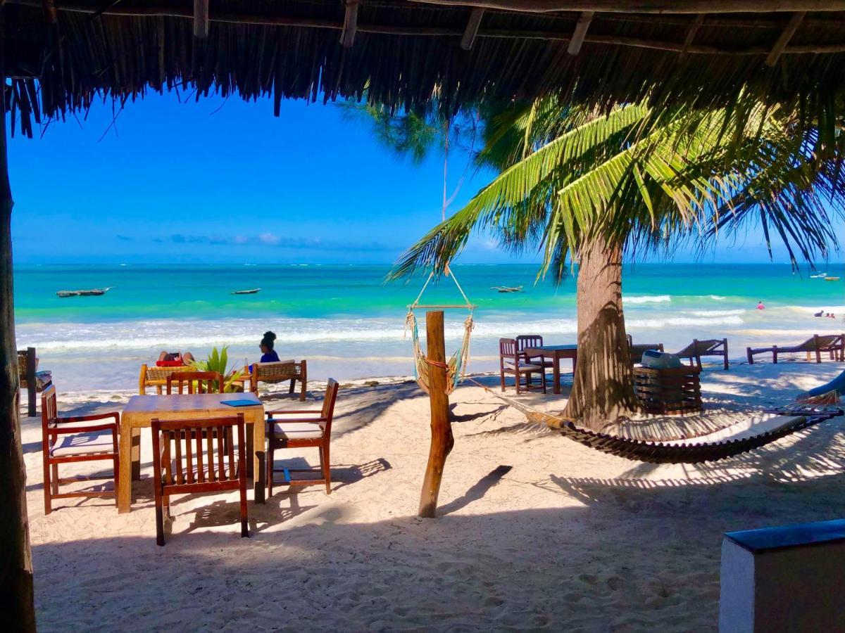 Simba Beach Zanzibar Bed & Breakfast Kiwengwa  ภายนอก รูปภาพ